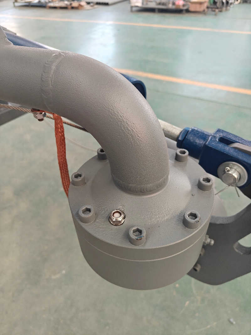 帶泄漏預(yù)警鶴管